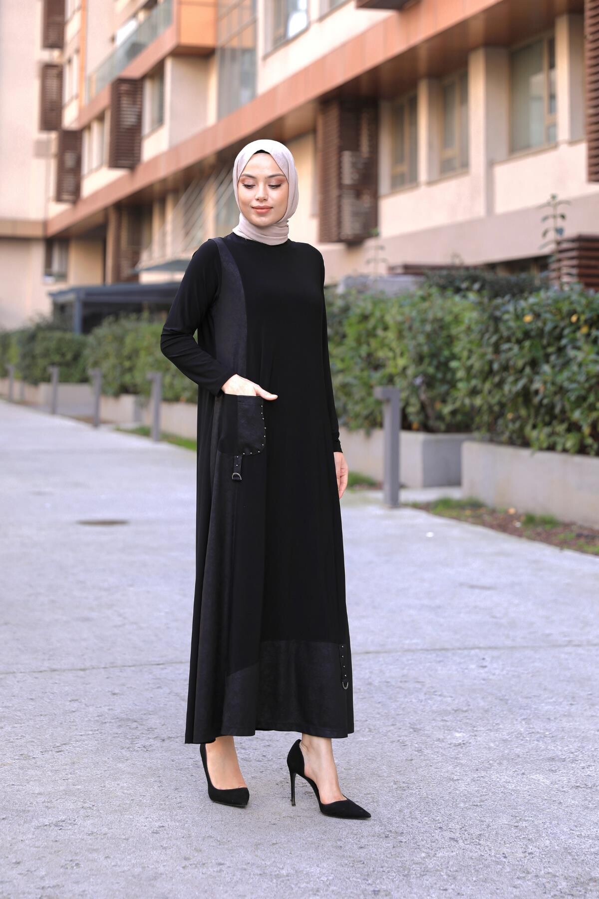 Amine Deri Detaylı Elbise Siyah - 6